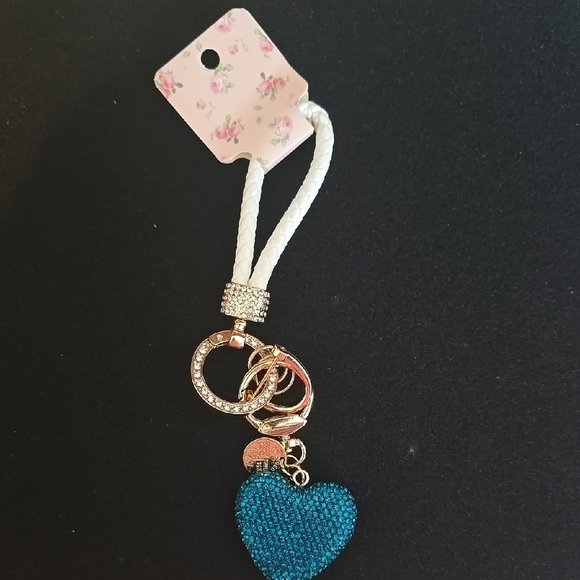 Teal Heart Keychain with Gold Accents and Wristlet - Picture 1 of 2